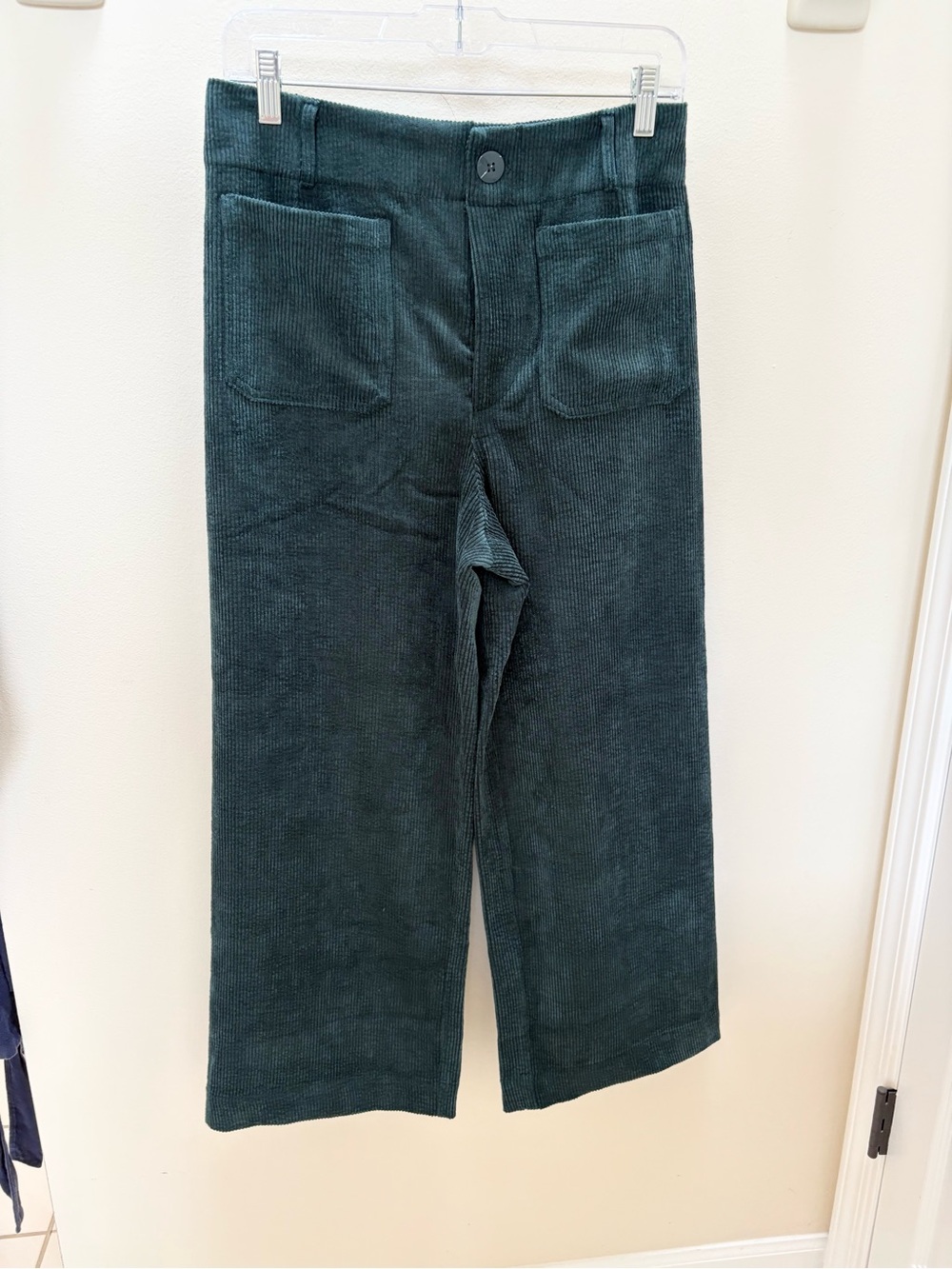 T Tahari Forest Green Corduroy Cropped Wide-Leg Pants